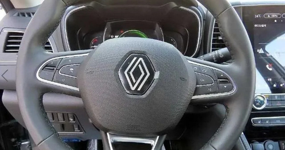 Renault Qm6 