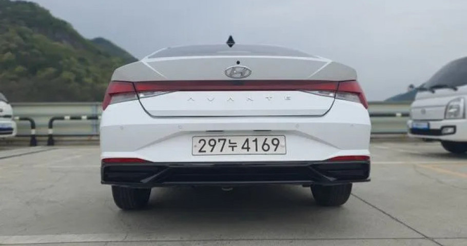 Hyundai Avante (Elantra) 