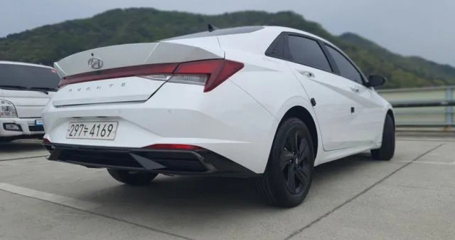Hyundai Avante (Elantra) 