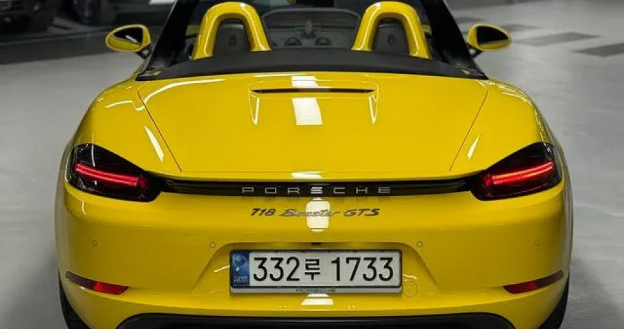 Porsche 718 