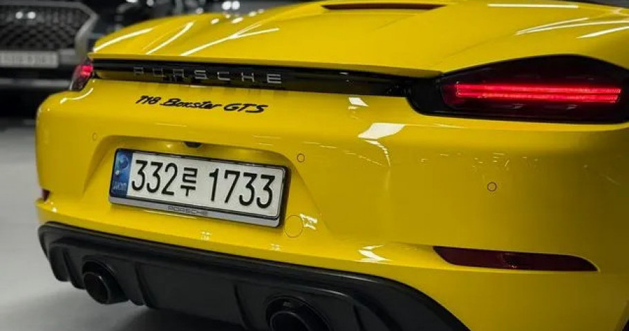 Porsche 718 