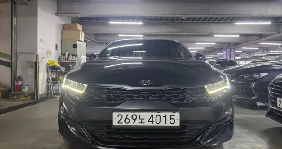 Kia K5 
