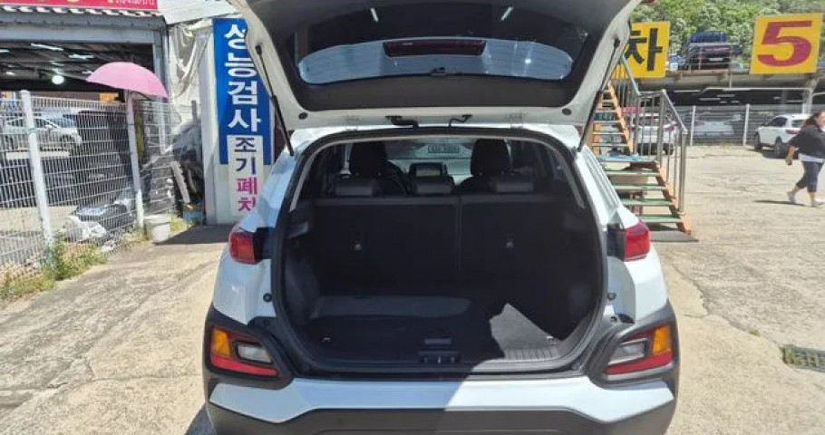 Hyundai Kona 