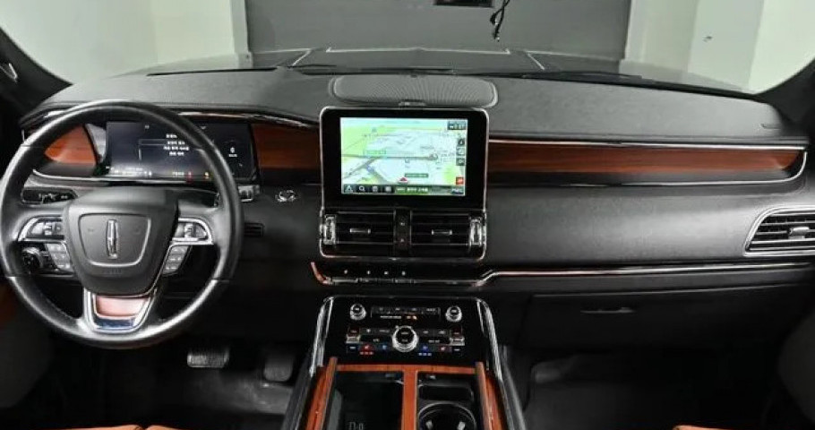 Lincoln Navigator 