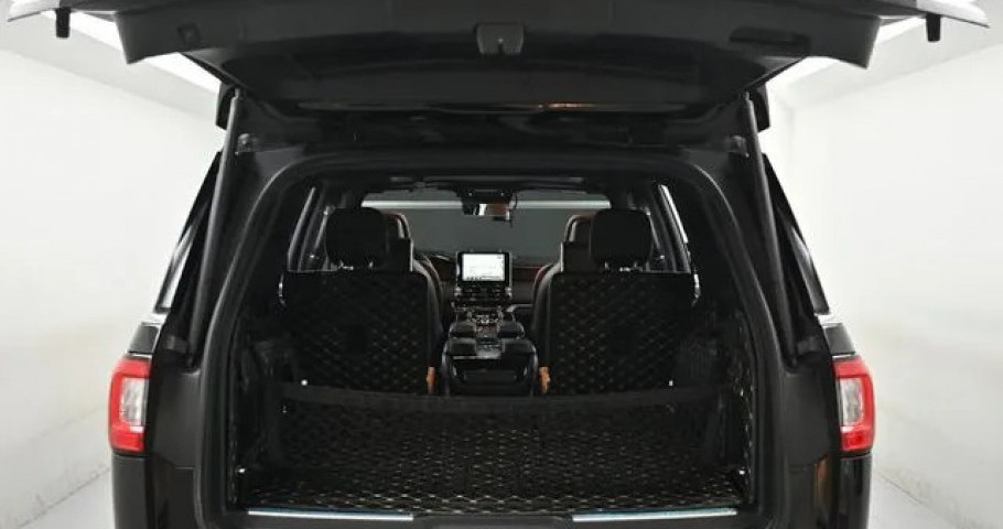Lincoln Navigator 