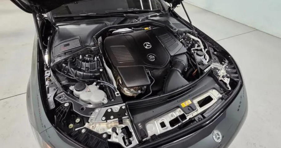 Mercedes-Benz Cle-Class 