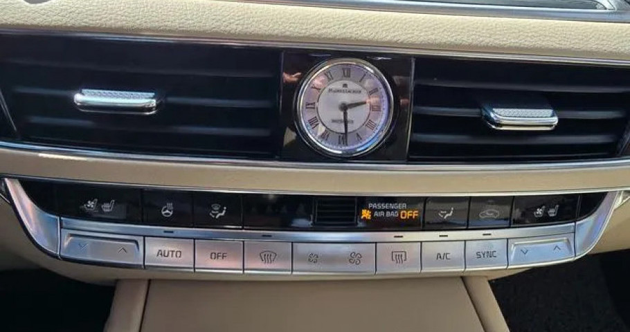 Kia K9 