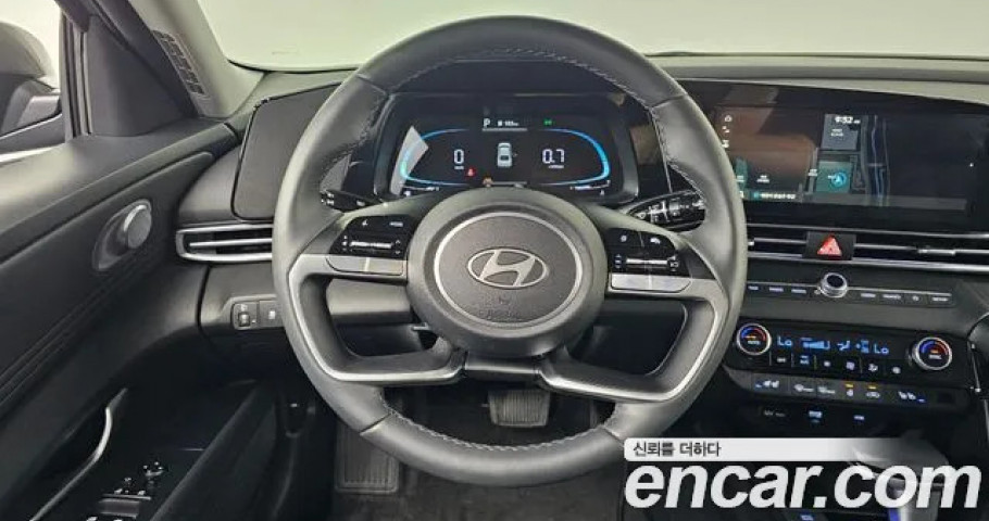 Hyundai Avante (Elantra) 