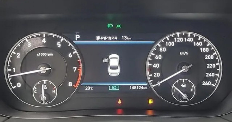 Genesis G90 