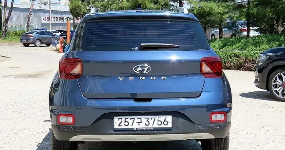 Hyundai Venue 