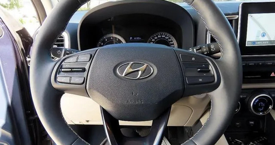 Hyundai Venue 