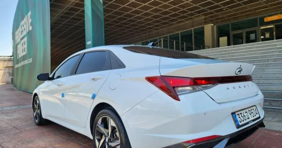 Hyundai Avante (Elantra) 