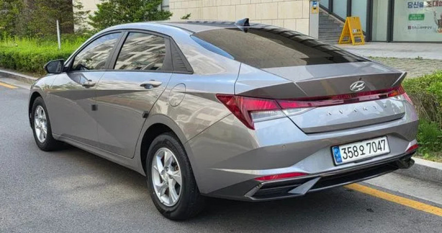 Hyundai Avante (Elantra) 