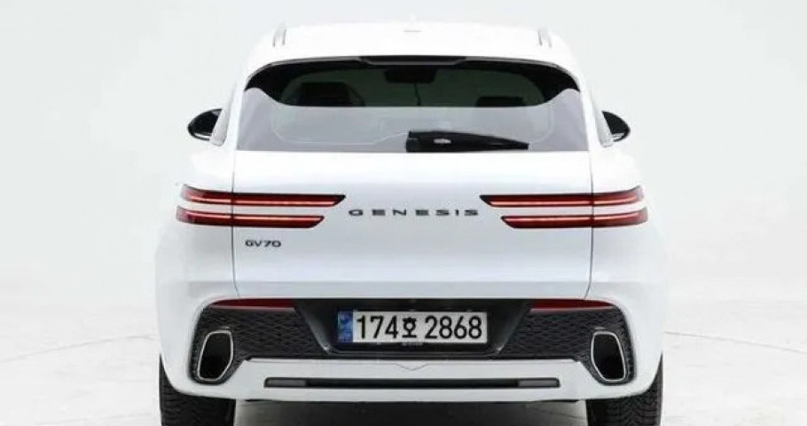 Genesis Gv70 