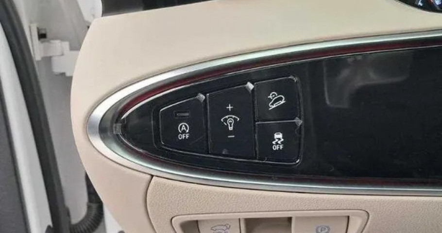 Genesis Gv70 