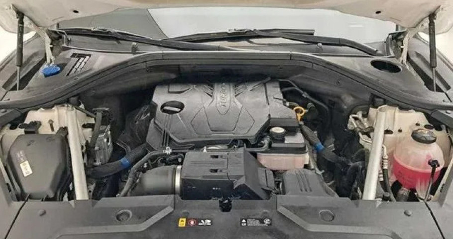 Genesis Gv70 