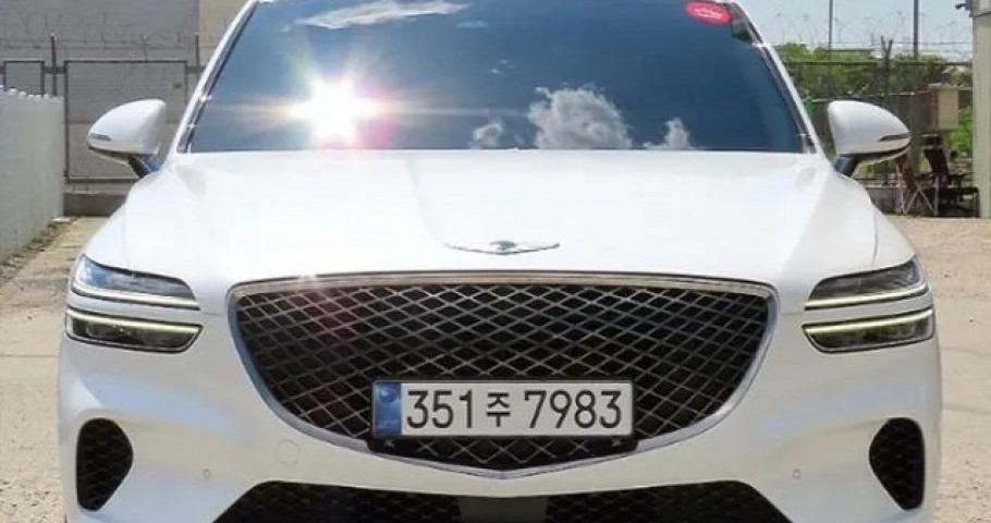 Genesis Gv70 