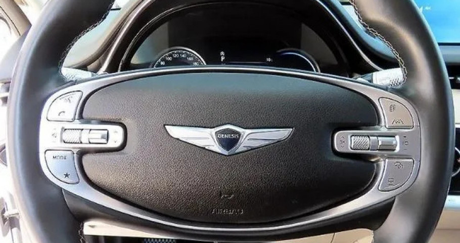 Genesis Gv70 