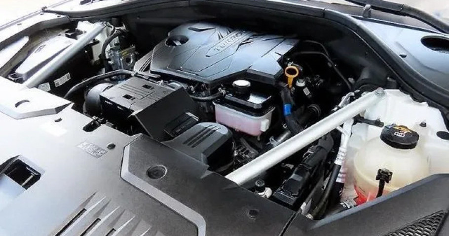 Genesis Gv70 