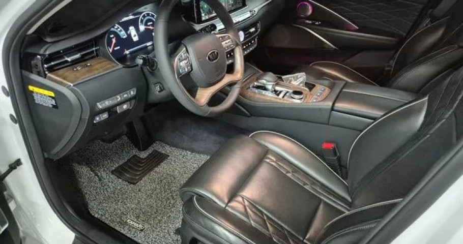 Kia K9 