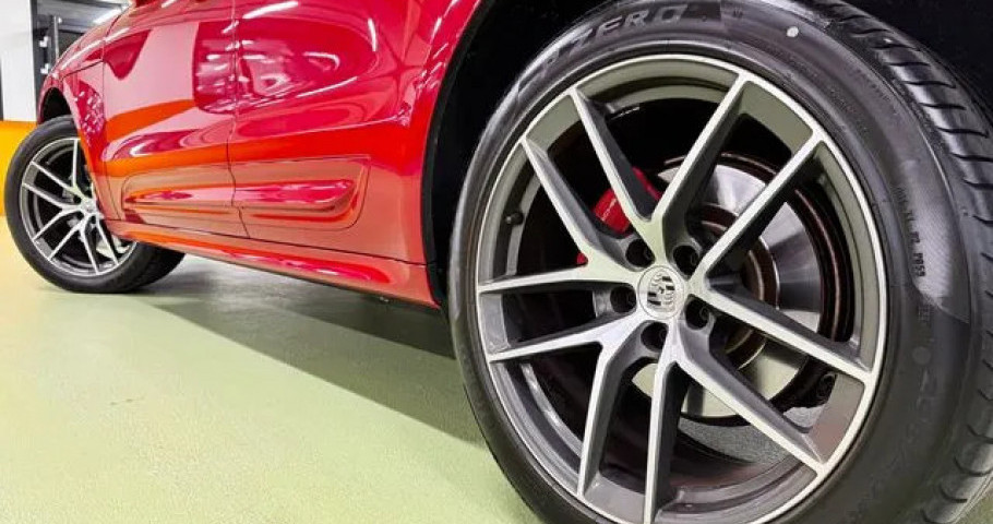 Porsche Macan 