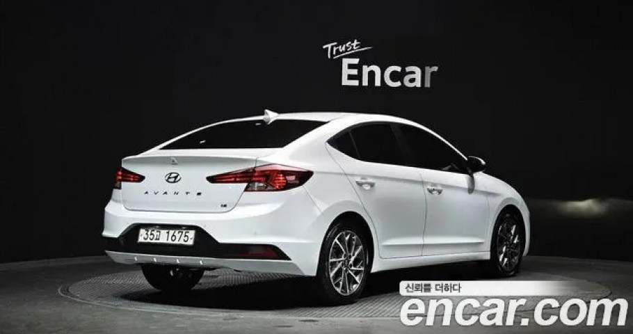 Hyundai Avante (Elantra) 