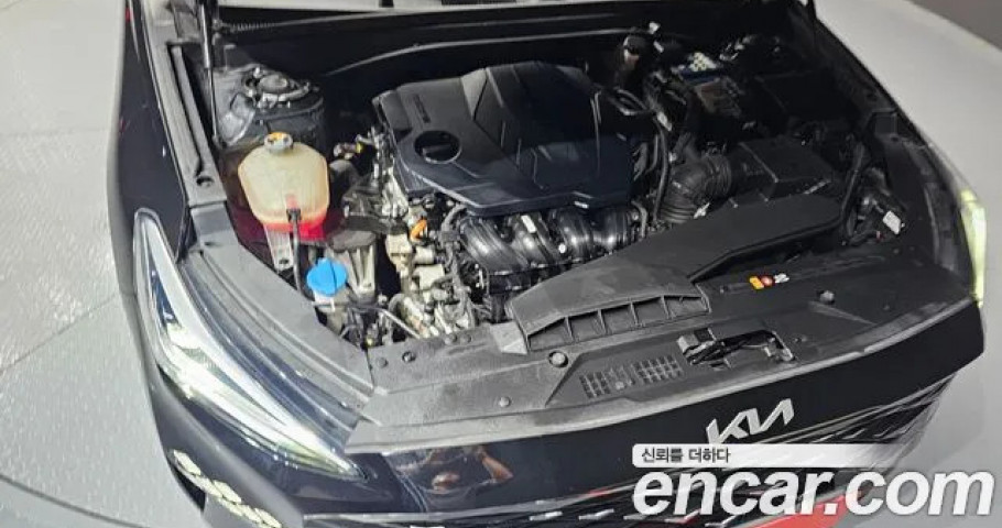 Kia K8 