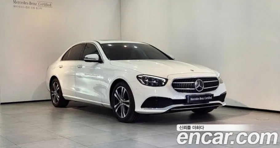 Mercedes-Benz E-Class 