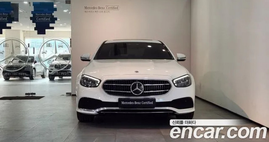 Mercedes-Benz E-Class 