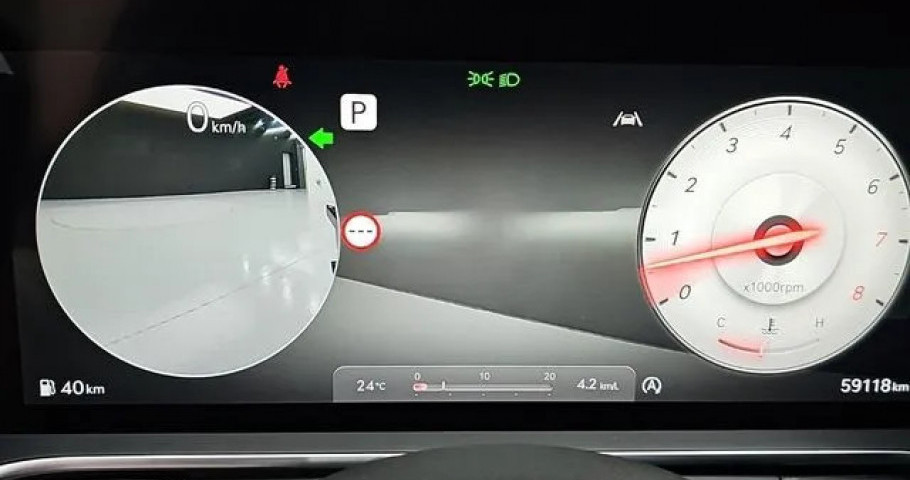 Genesis G90 