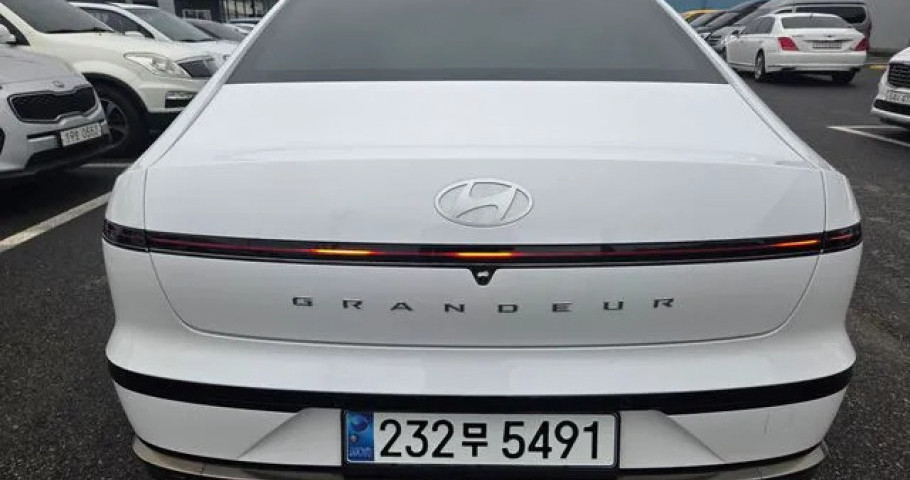 Hyundai Grandeur 
