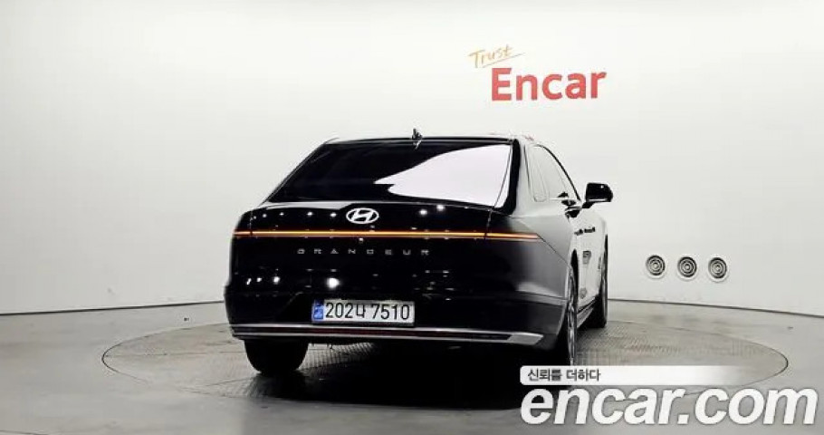 Hyundai Grandeur 
