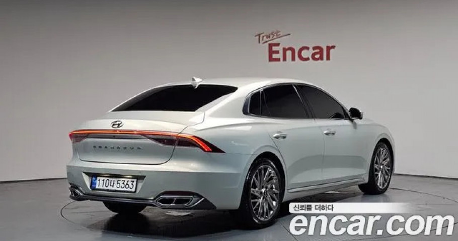 Hyundai Grandeur 