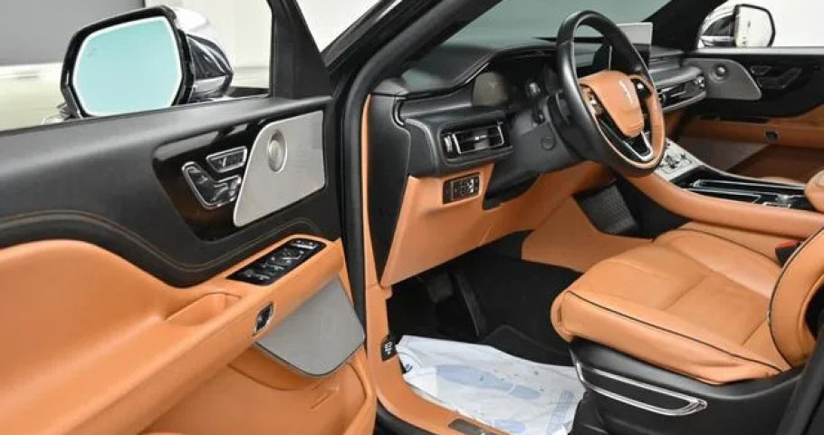 Lincoln Aviator 
