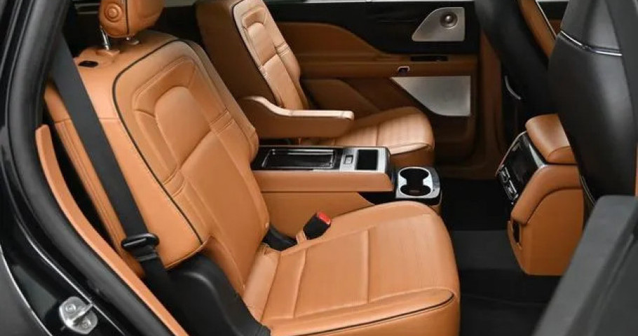 Lincoln Aviator 