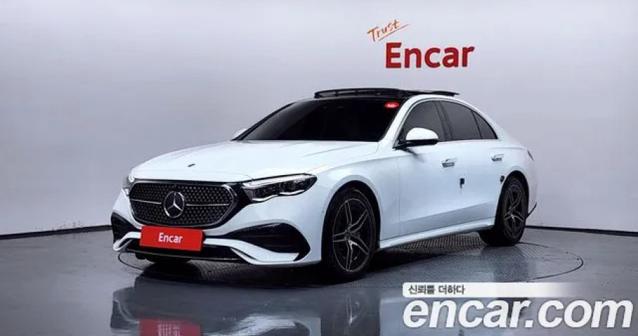 Mercedes-Benz E-Class 