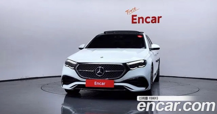 Mercedes-Benz E-Class 