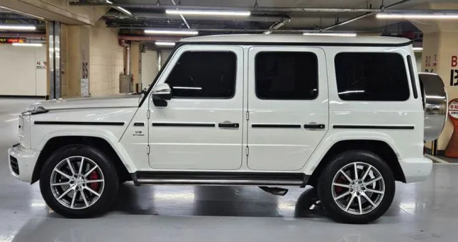 Mercedes-Benz G-Class 