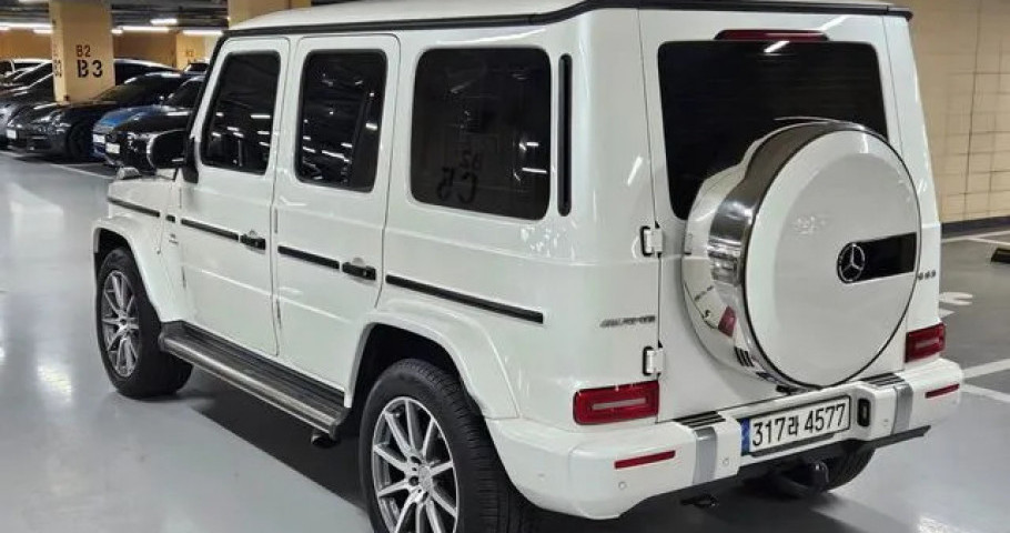 Mercedes-Benz G-Class 