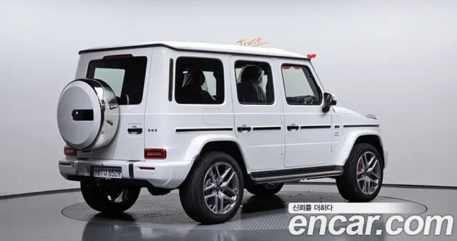 Mercedes-Benz G-Class 