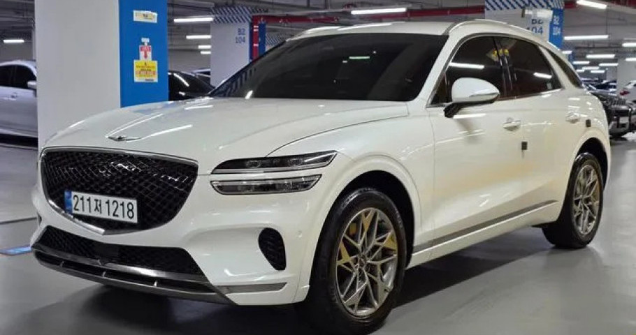 Genesis Gv70 