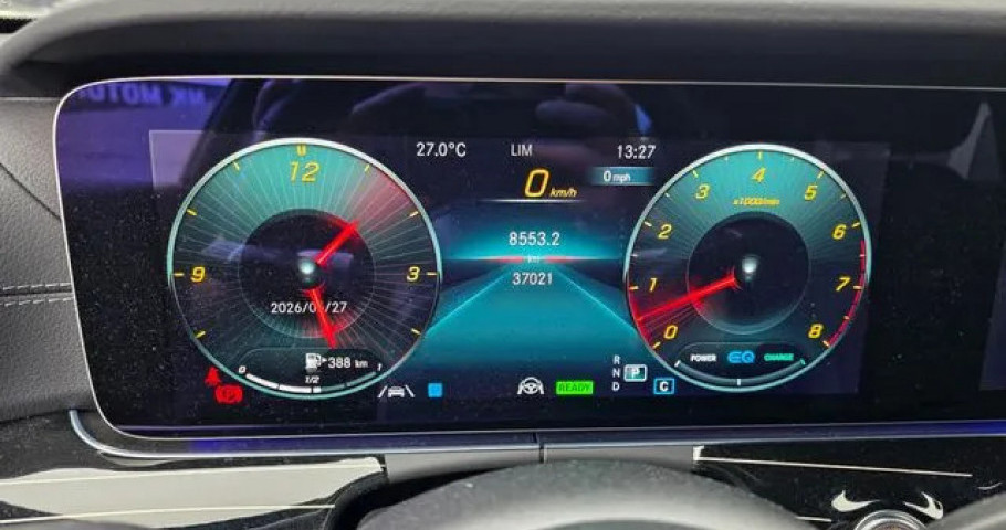 Mercedes-Benz E-Class 