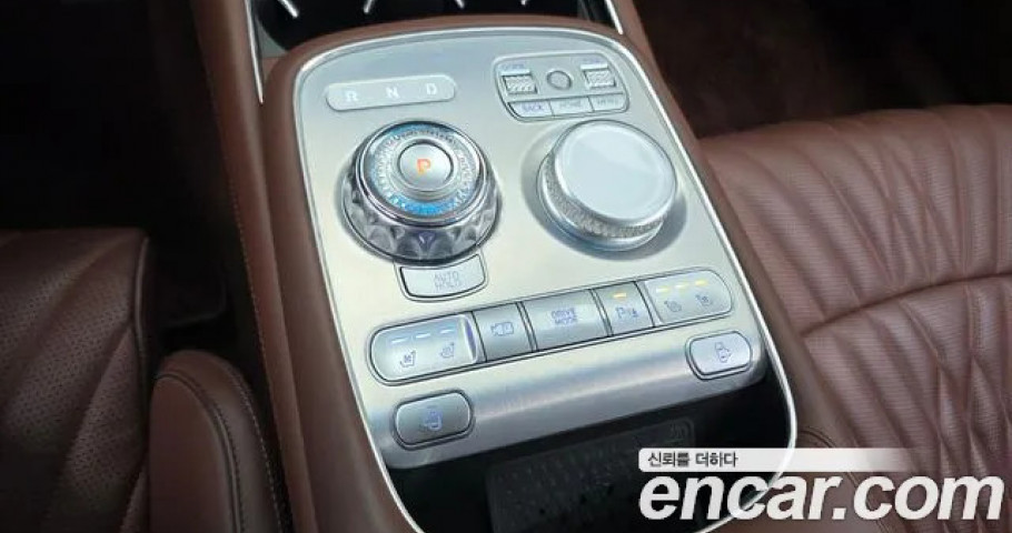 Genesis G90 