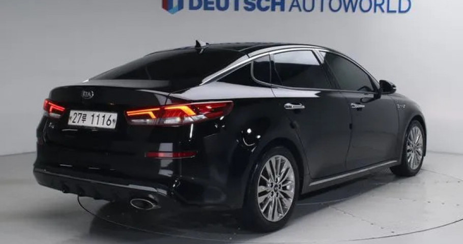 Kia K5 