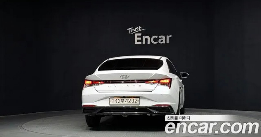 Hyundai Avante (Elantra) 