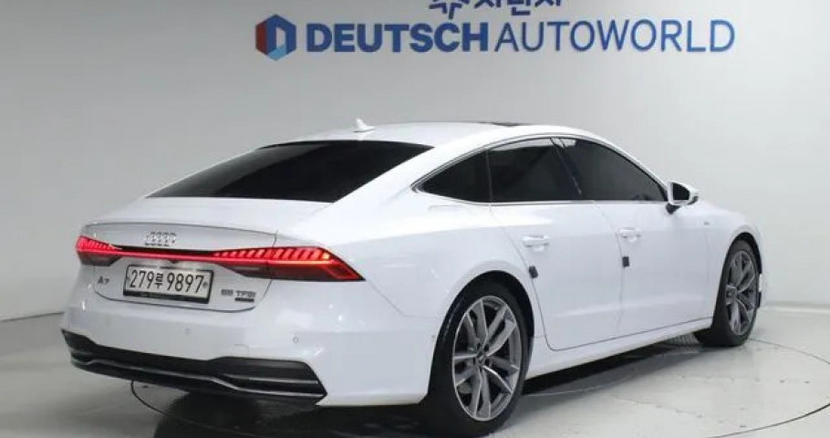 Audi A7 