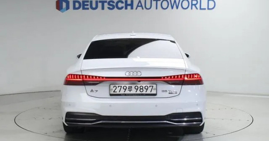Audi A7 