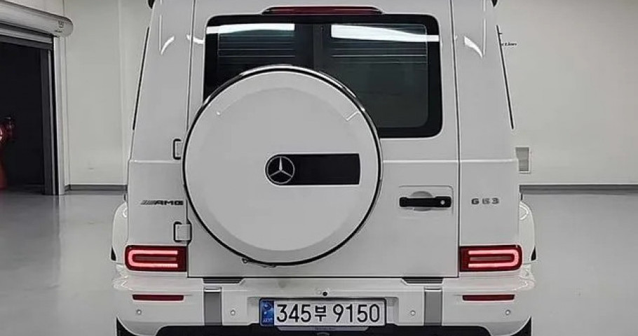 Mercedes-Benz G-Class 