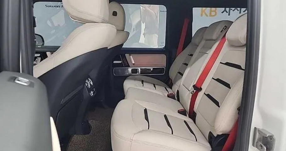 Mercedes-Benz G-Class 
