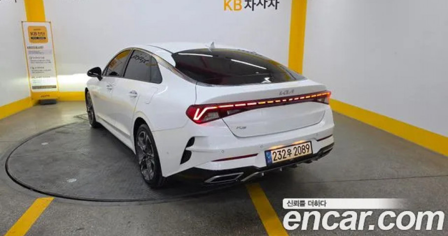 Kia K5 